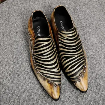 İngiliz tarzı Zebra şerit erkek mokasen ayakkabıları moda rahat erkekler Flats ayakkabı parti ayakkabıları üzerinde kayma