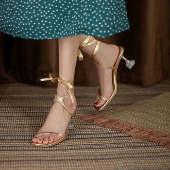 Kmeioo Lüks Roma Strappy Gladyatör Sandalet Kadın Hakiki Deri elbise Kristal Yüksek Topuklu Çapraz bağlı Ayakkabı Artı Boyutu 7 cm